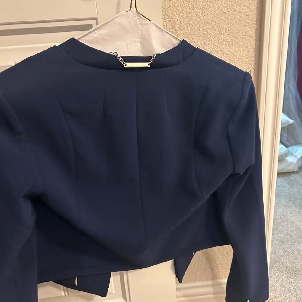 Women’s White House Black Market Cropped Blazer Jacket - Picture 2 of 3